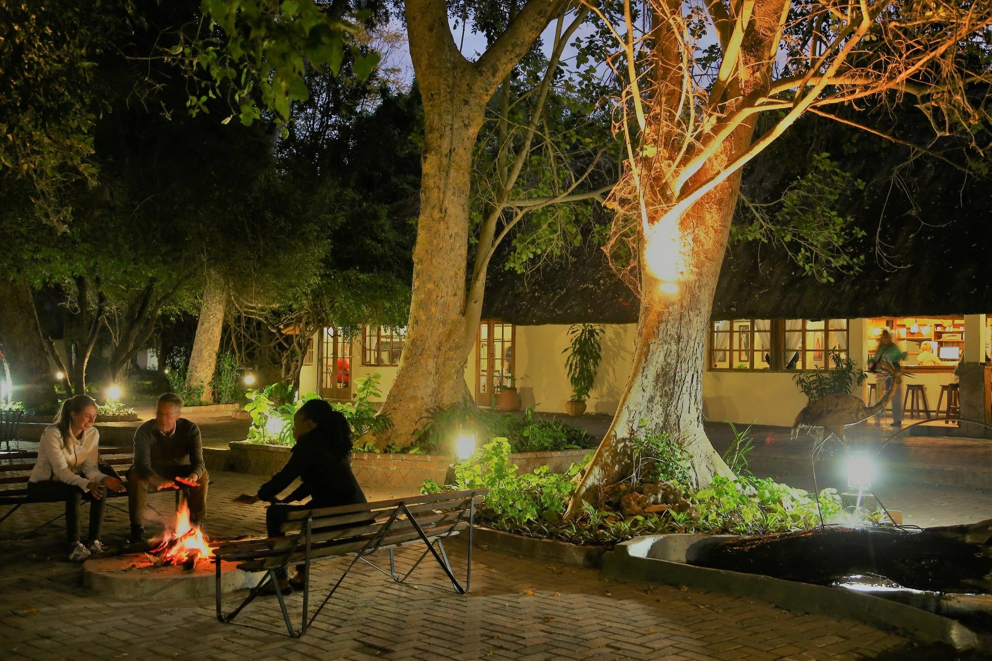 Island Safari Lodge Маун Экстерьер фото