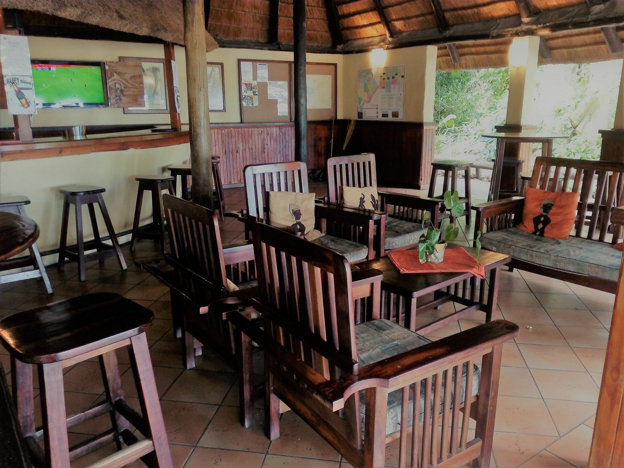 Island Safari Lodge Маун Экстерьер фото